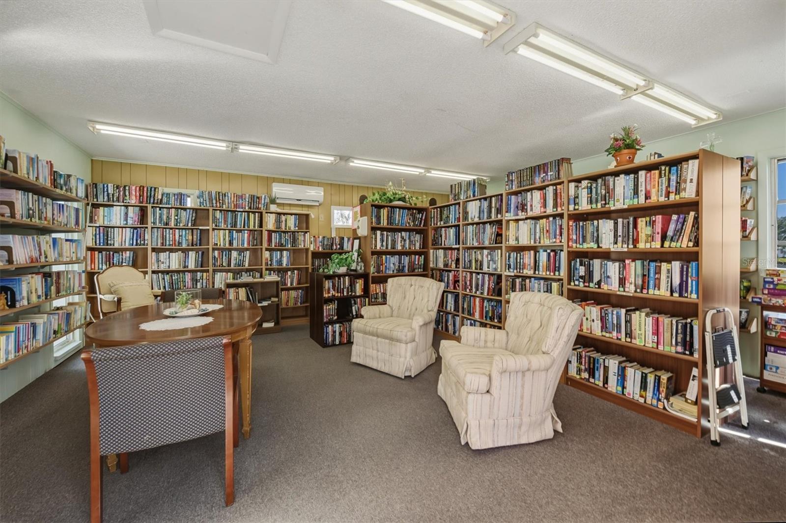 CIRCLE WOODS OF VENICE 2 - Residential