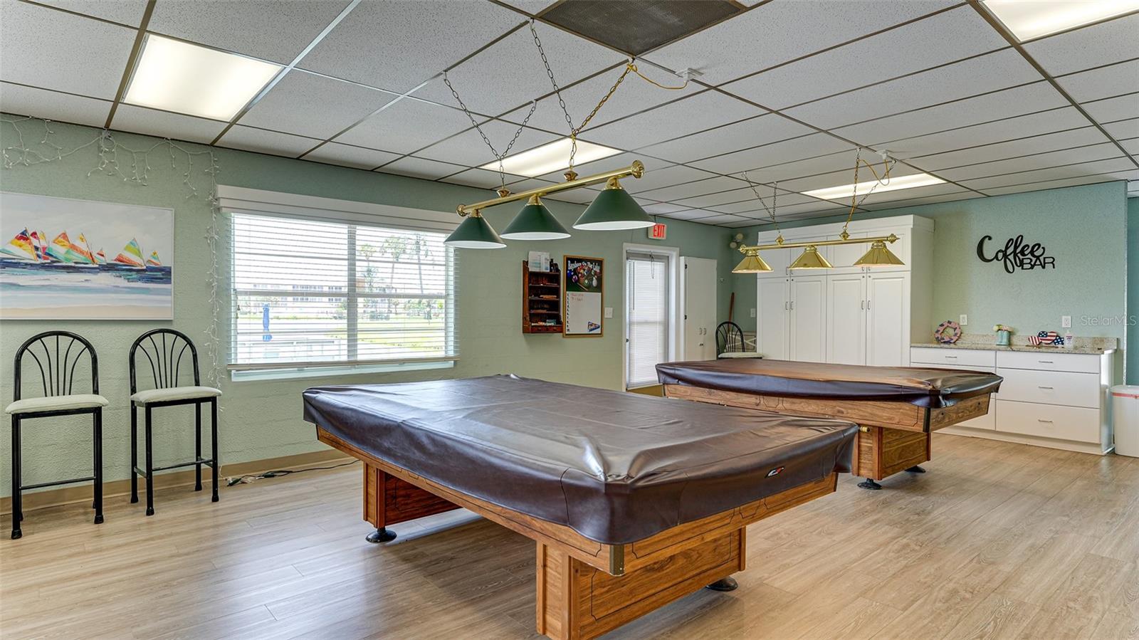 BAYSHORE ON THE LAKE APTS II SEC 2 - Residential