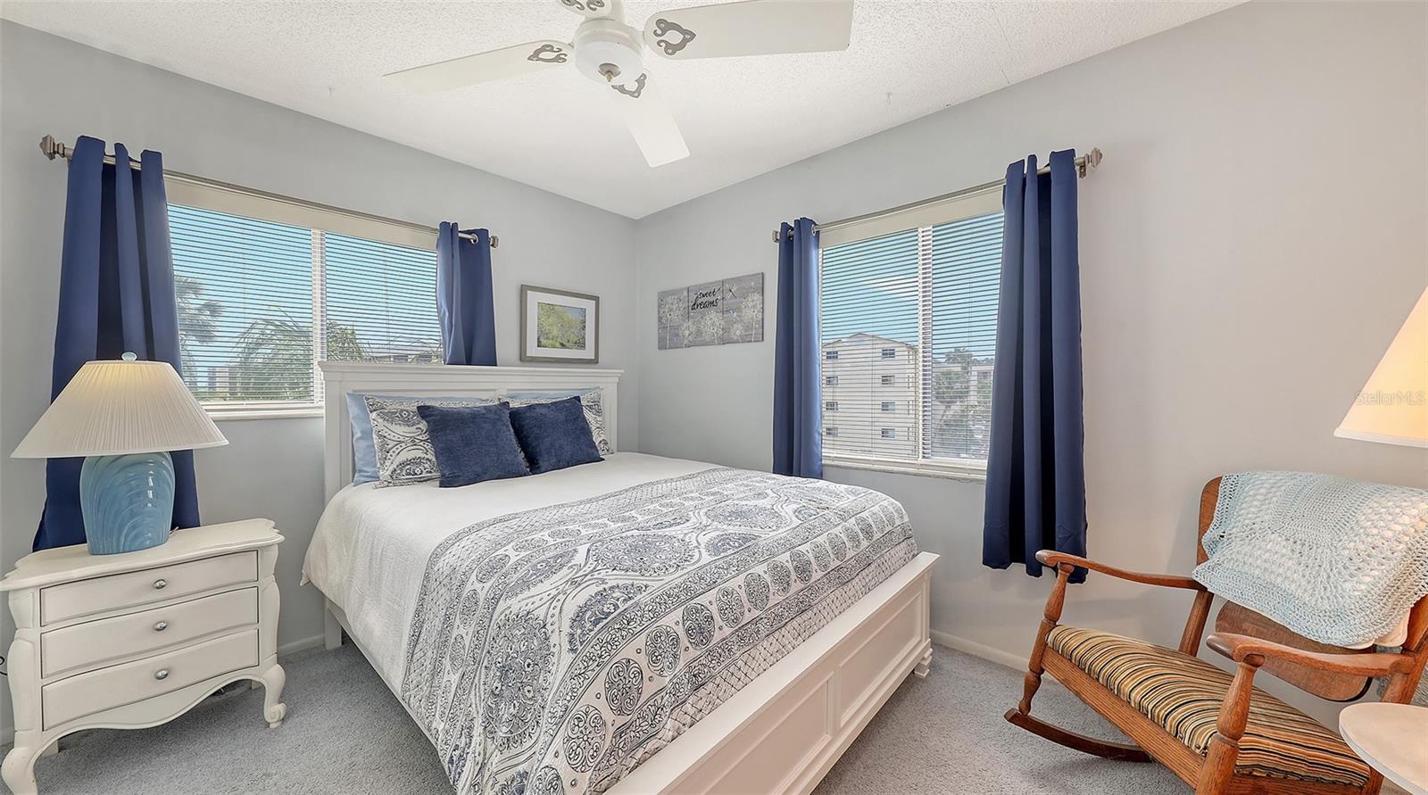 BAYSHORE ON THE LAKE APTS II SEC 2 - Residential