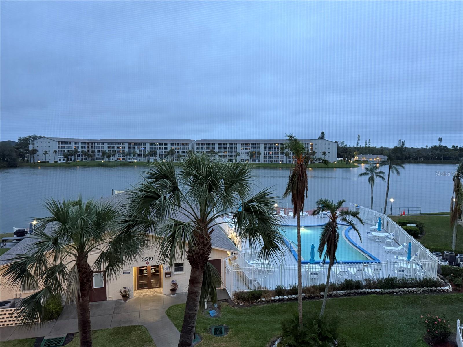 BAYSHORE ON THE LAKE APTS II SEC 2 - Residential