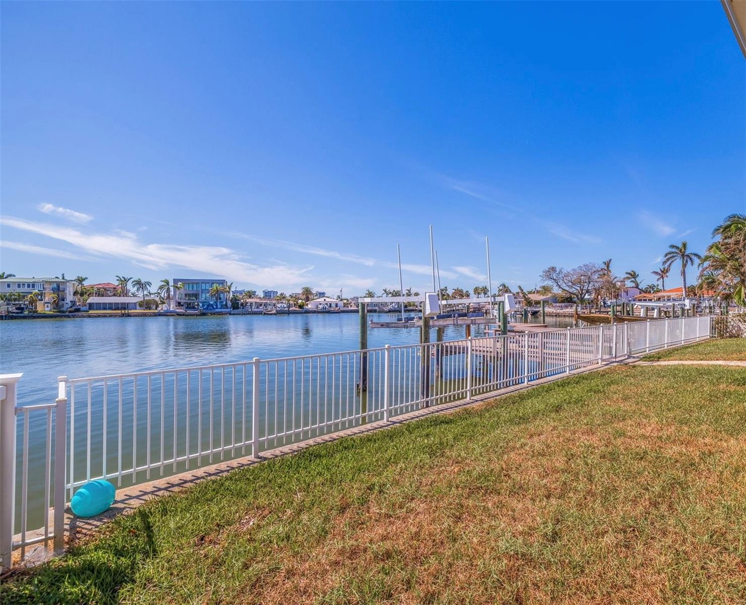 SOUTH CSWY ISLE YACHT CLUB ADD - Land