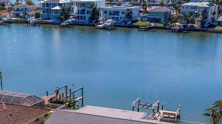 SOUTH CSWY ISLE YACHT CLUB ADD - Land
