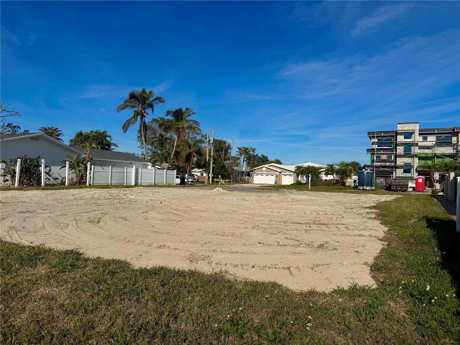SOUTH CSWY ISLE YACHT CLUB ADD - Land