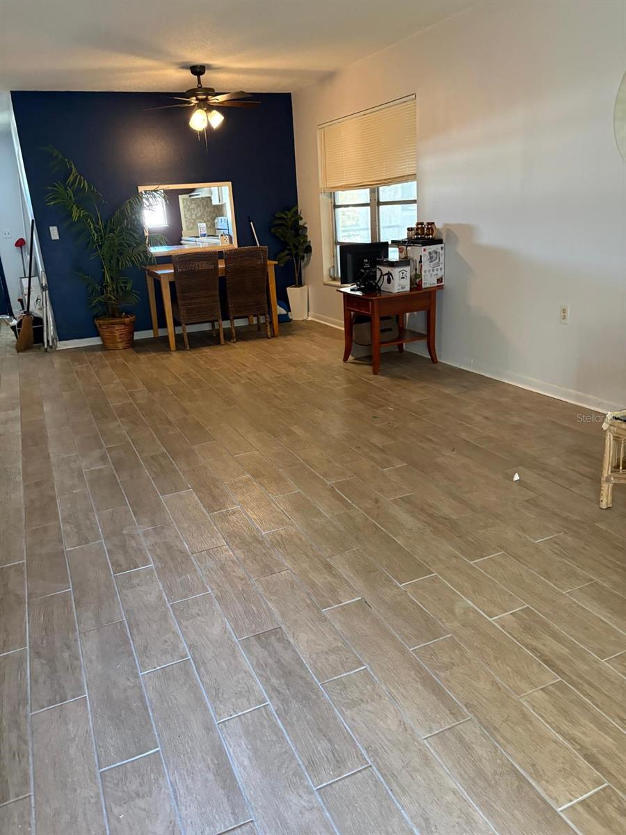 1900 S KANNER HIGHWAY 5-204