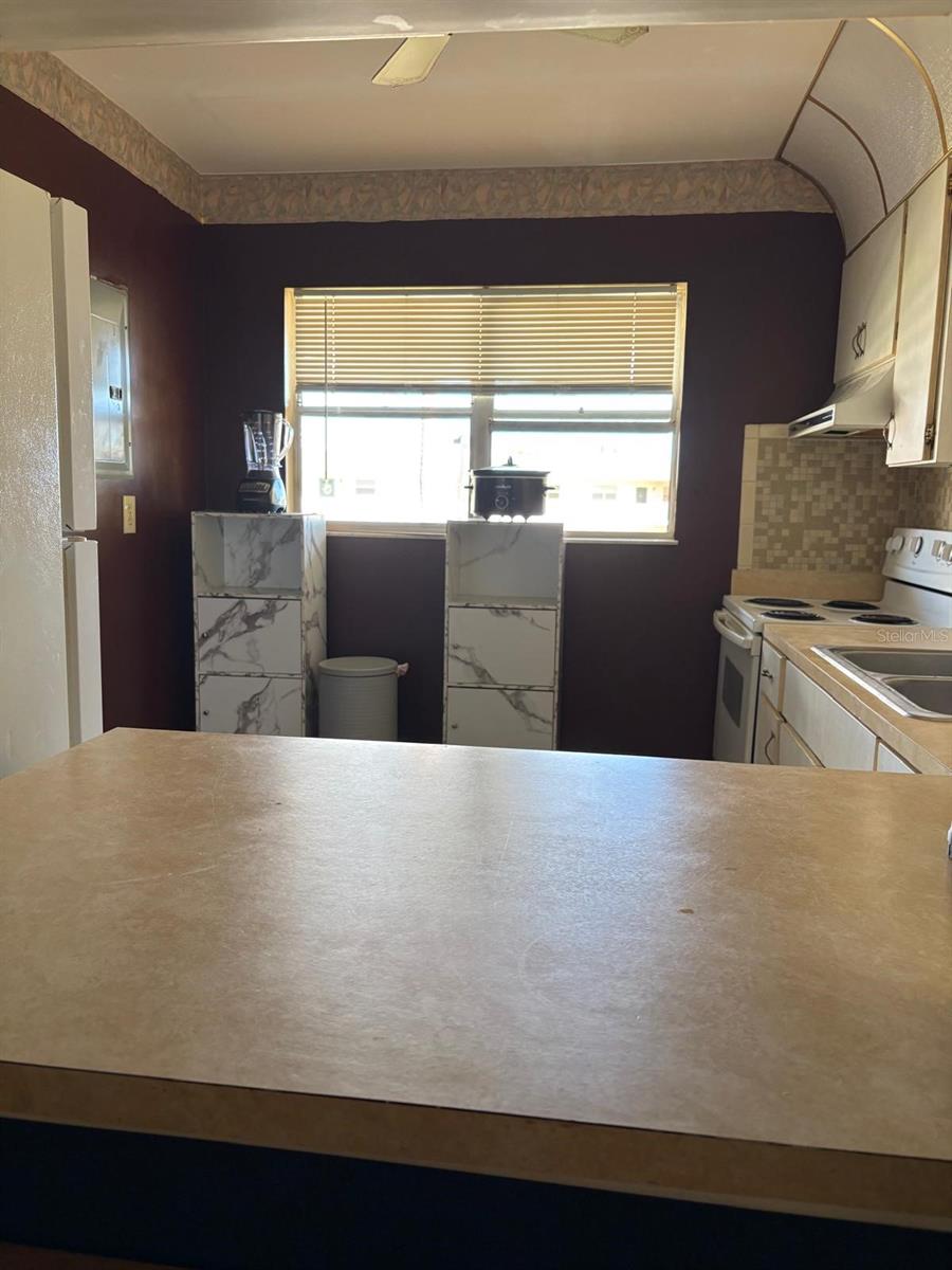 1900 S KANNER HIGHWAY 5-204