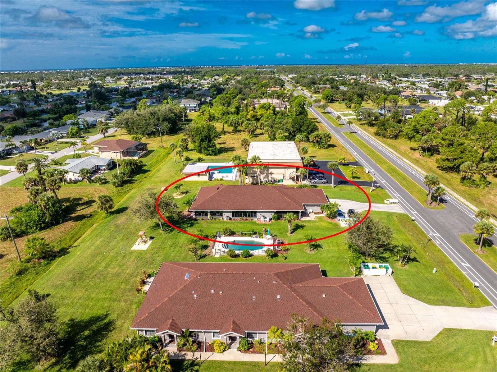 EL SOMBRERO VILLAGE - Residential