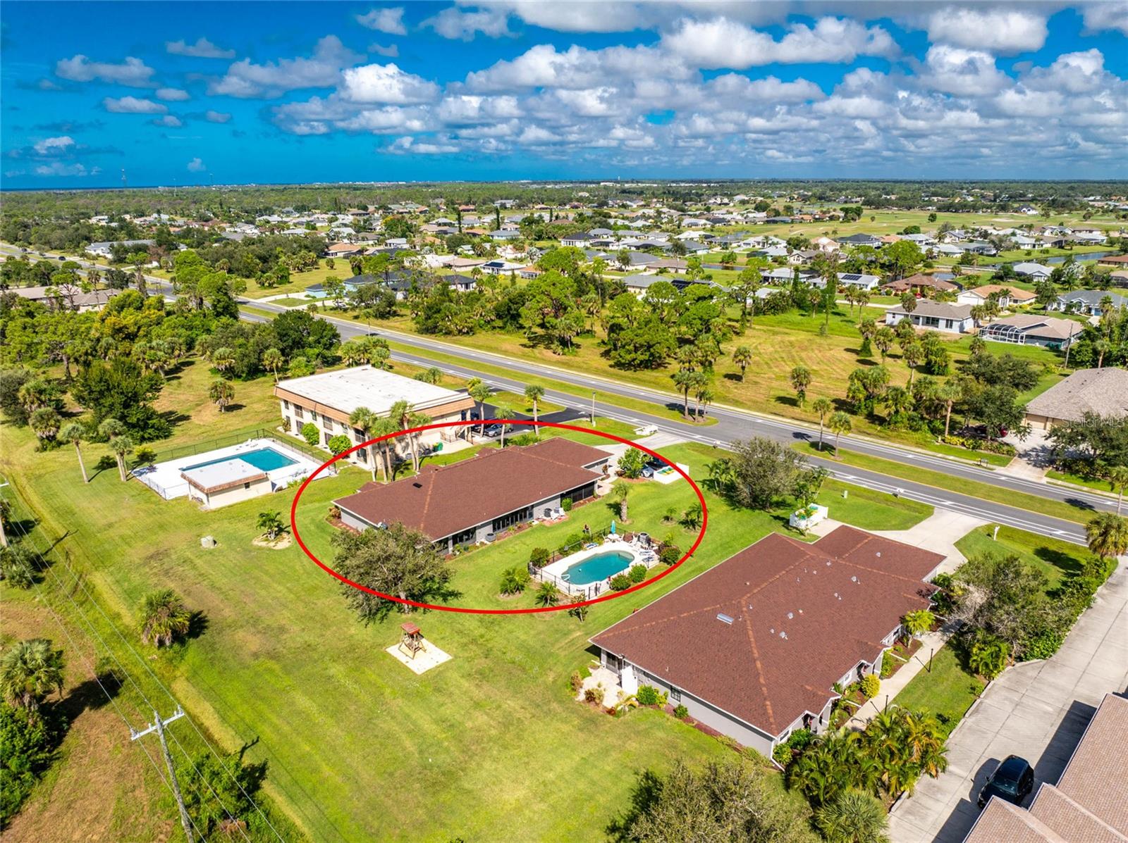 EL SOMBRERO VILLAGE - Residential