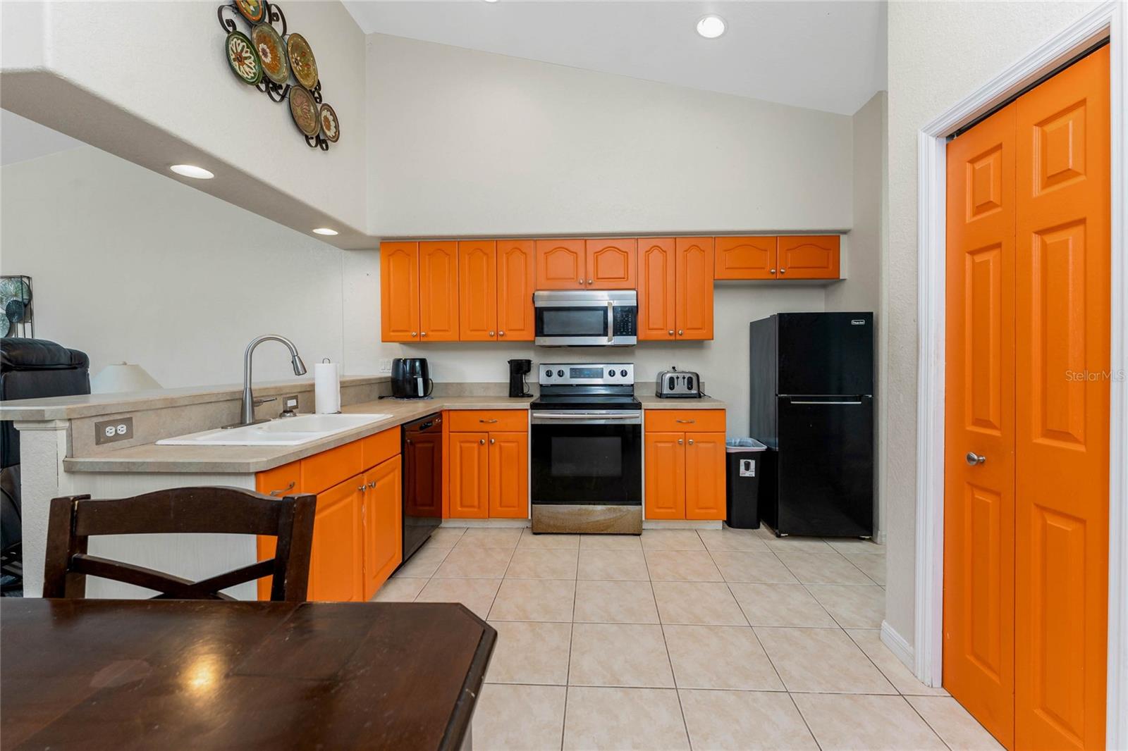 EL SOMBRERO VILLAGE - Residential