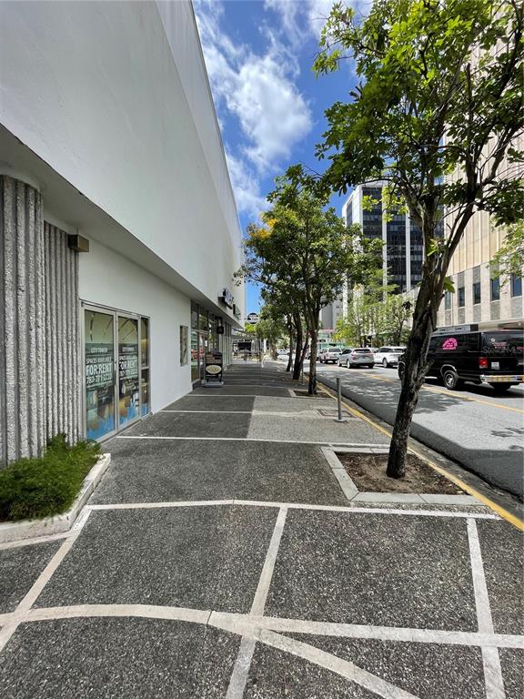 252 PONCE DE LEON AVE