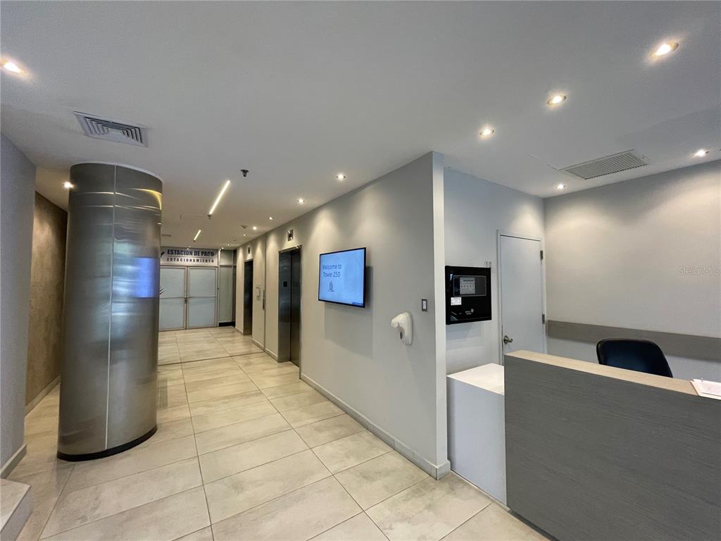 252 PONCE DE LEON AVE