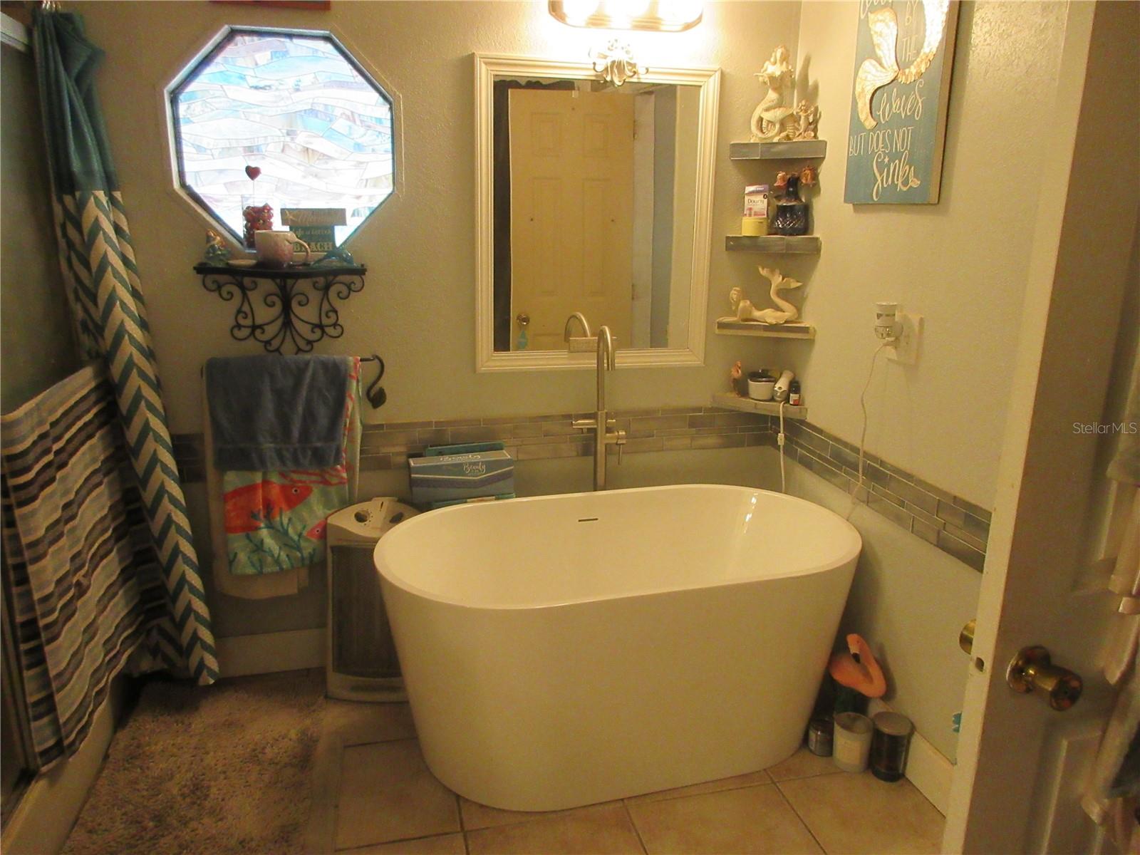 SHADY ACRES SUB - Residential