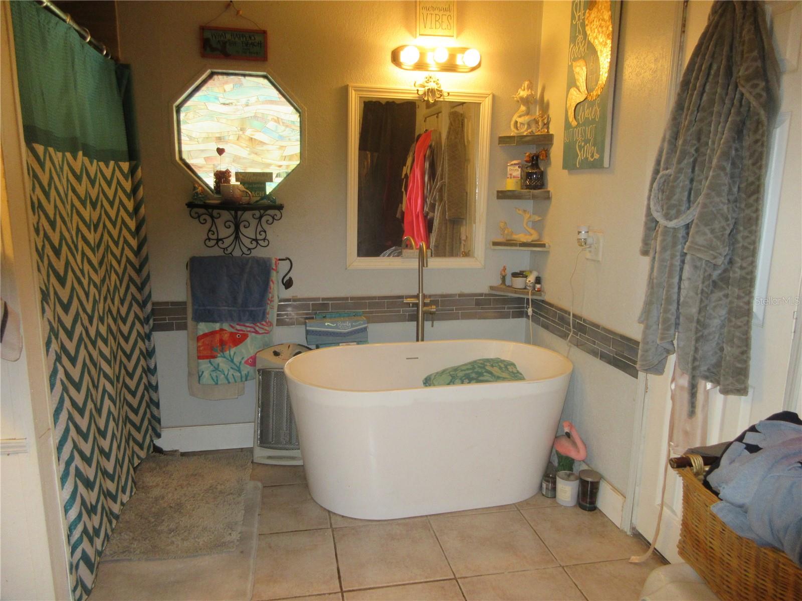 SHADY ACRES SUB - Residential