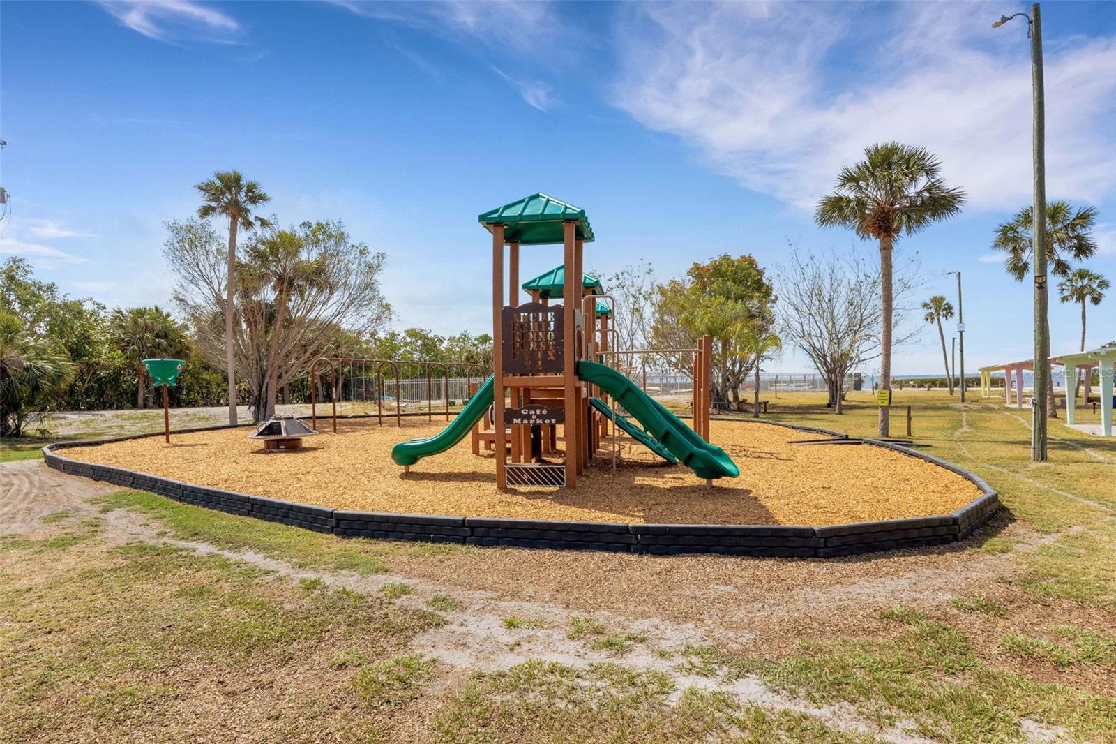 BAYSHORE GARDENS SEC 2 - Residential