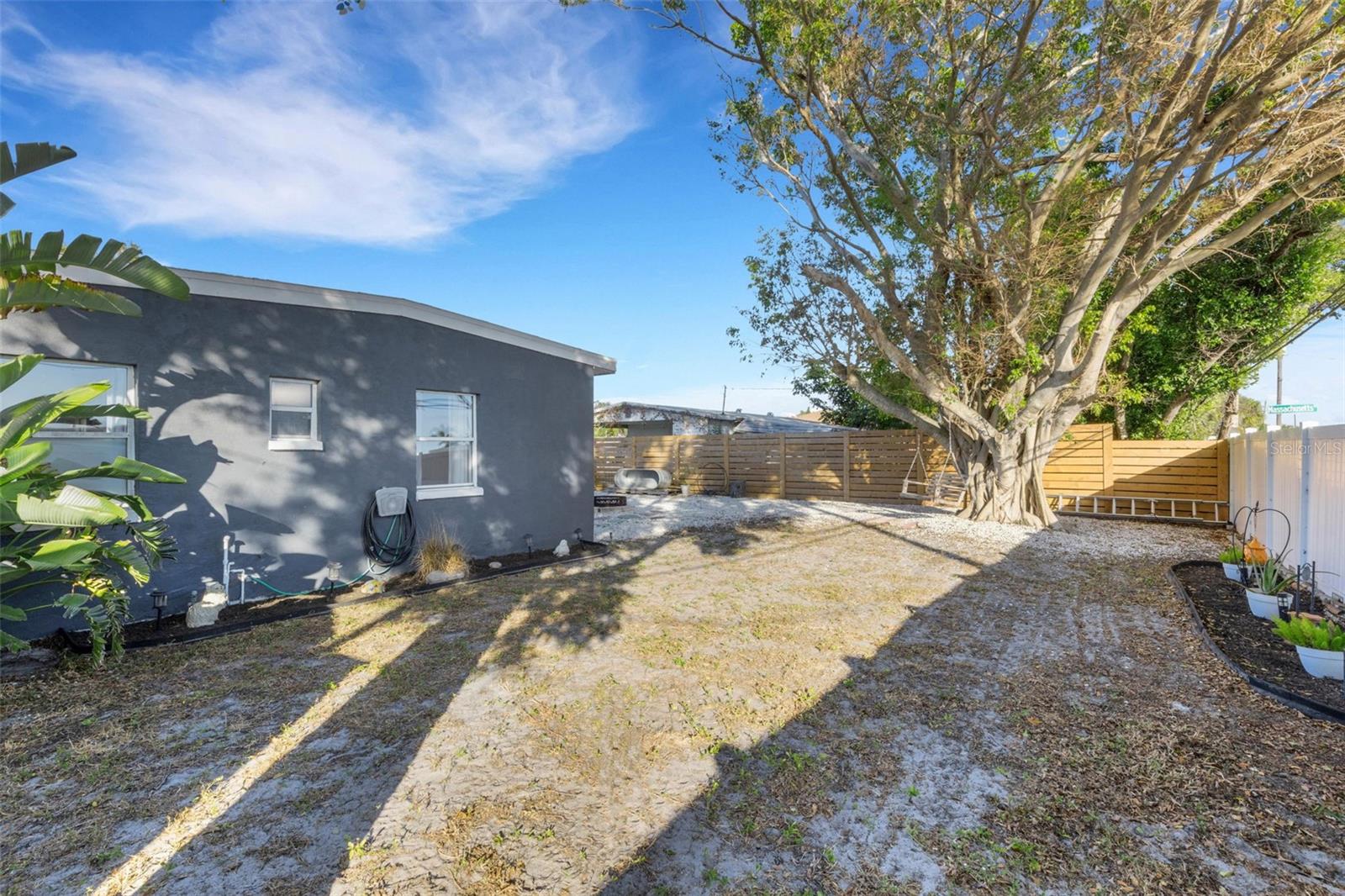 BAYSHORE GARDENS SEC 2 - Residential