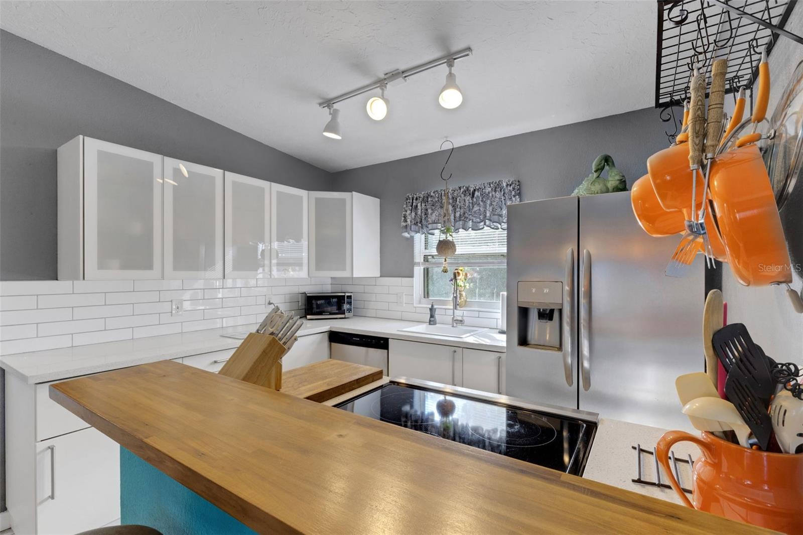 BAYSHORE GARDENS SEC 2 - Residential