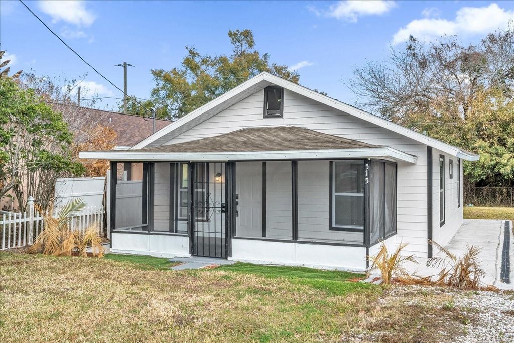 Photo of 515 9th Street, Winter Garden, FL 34787 (MLS # O6383185)