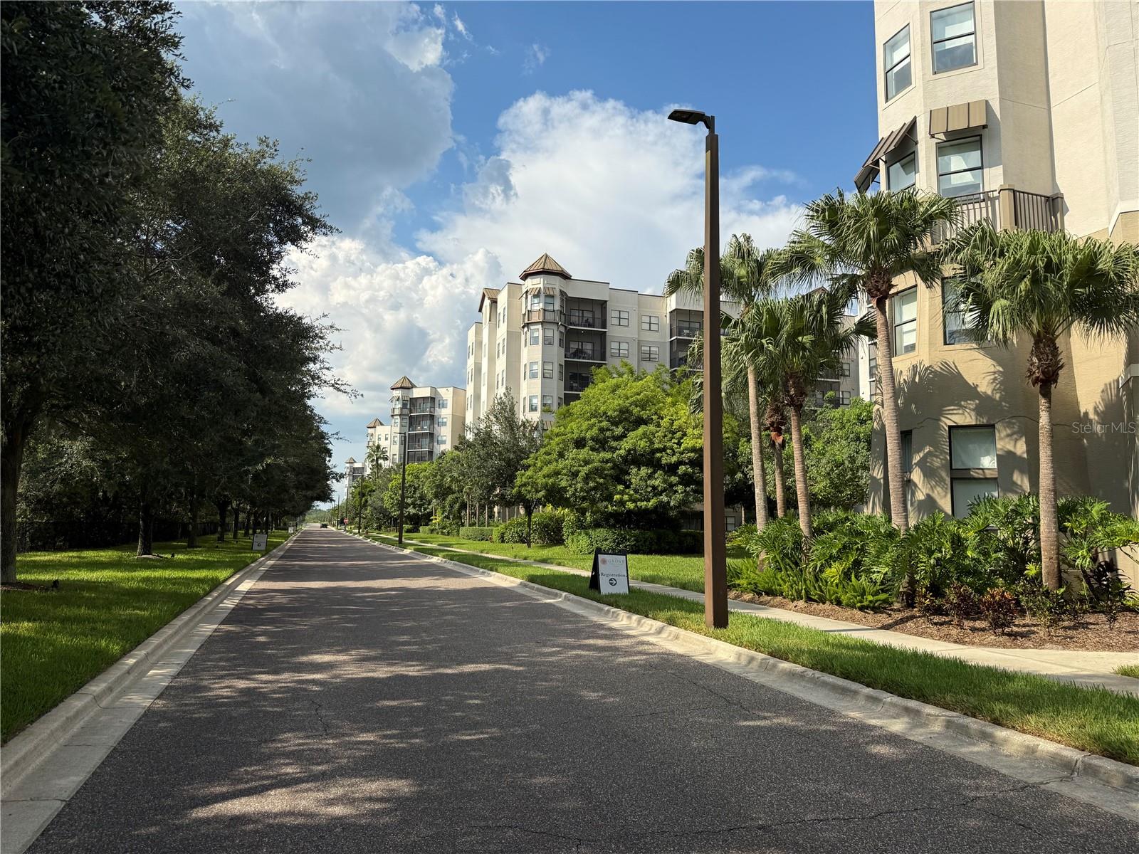 1220 GROVE RESORT AVENUE 1220
