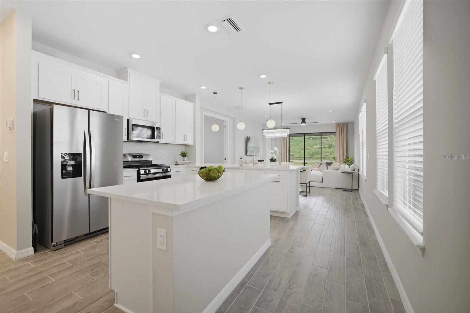 6258 GRANDVIEW HILL COURT