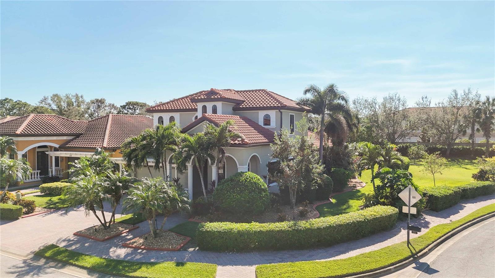 RESIDENCES AT UNIVERSITY GROVES - Residential