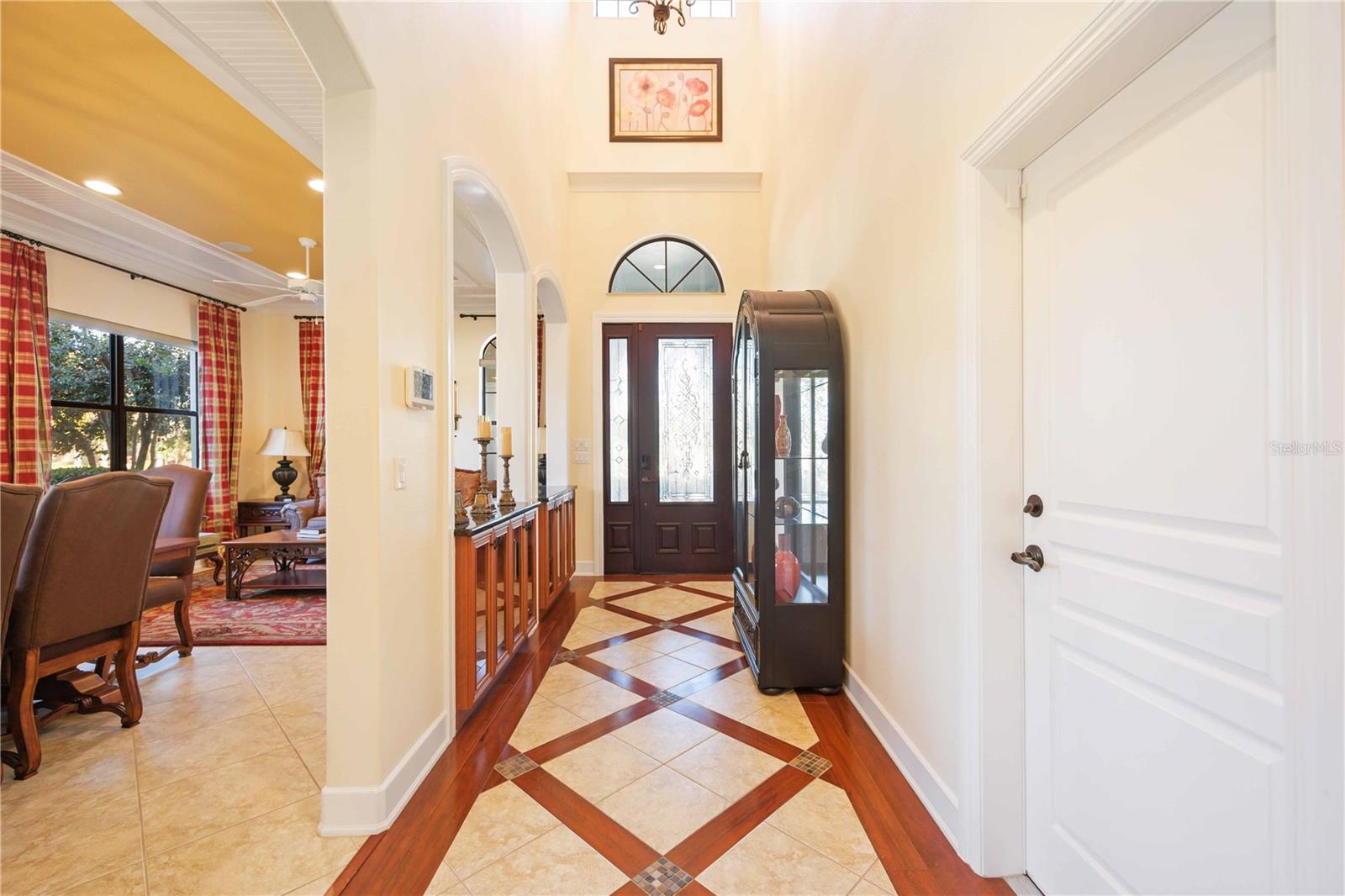 RESIDENCES AT UNIVERSITY GROVES - Residential