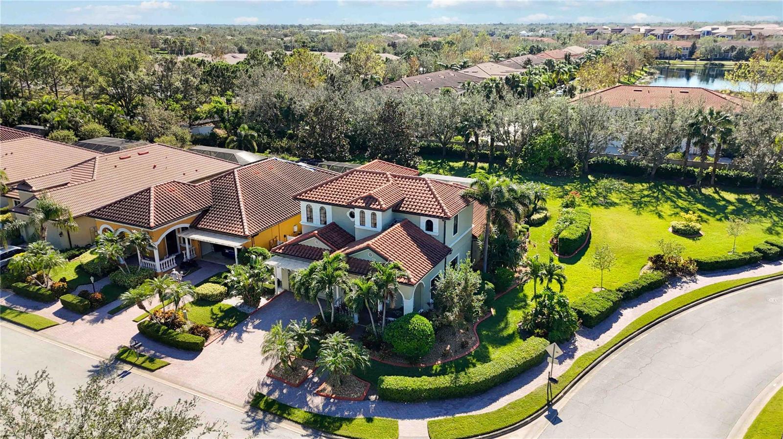 RESIDENCES AT UNIVERSITY GROVES - Residential