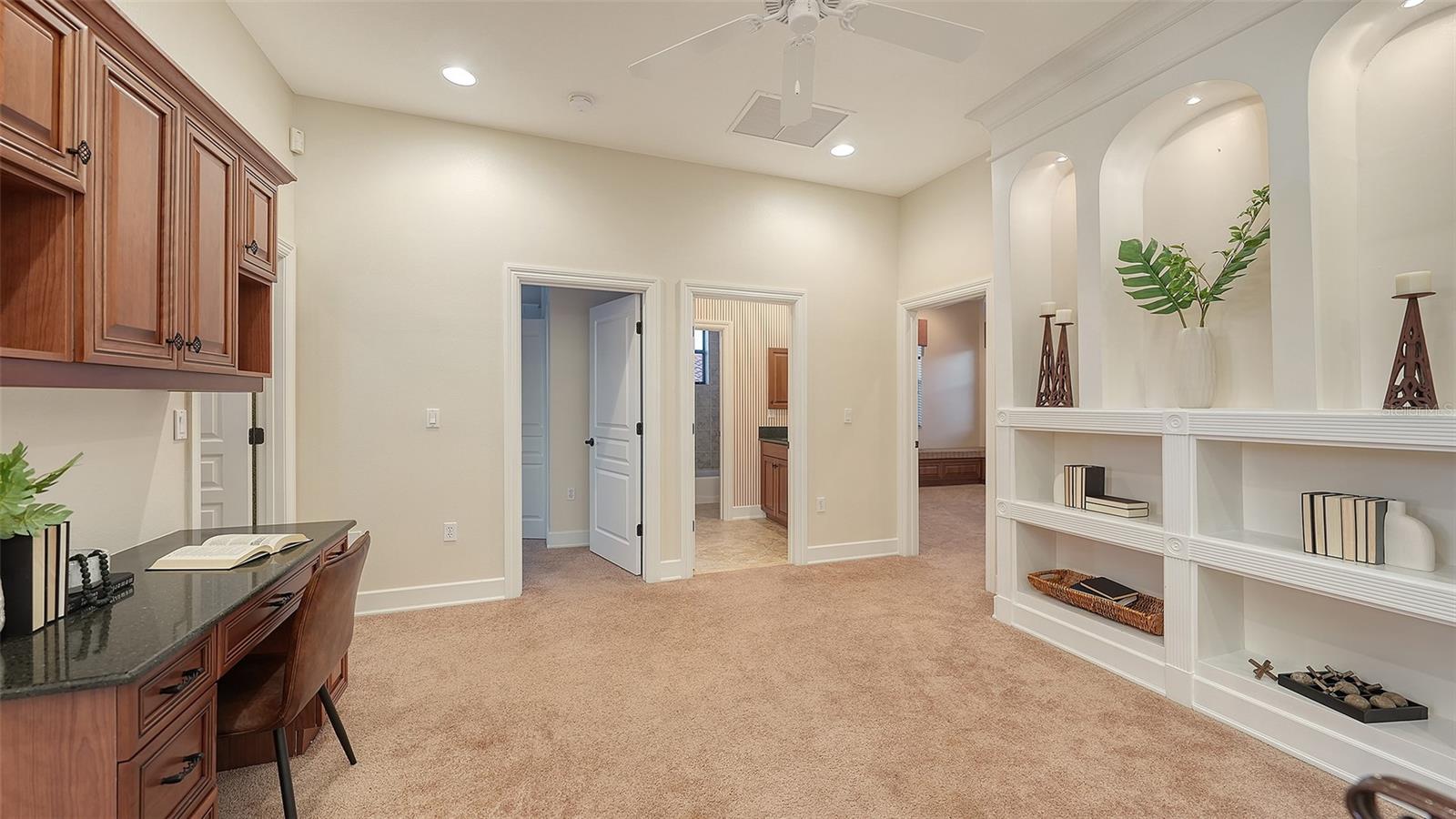 RESIDENCES AT UNIVERSITY GROVES - Residential