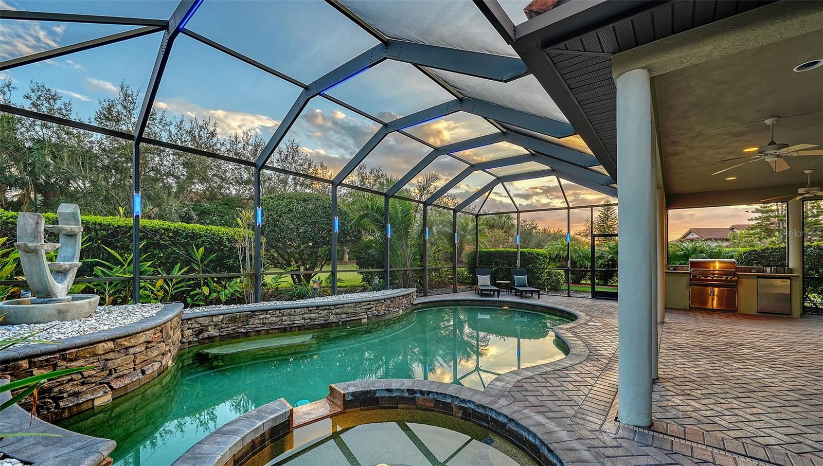 RESIDENCES AT UNIVERSITY GROVES - Residential