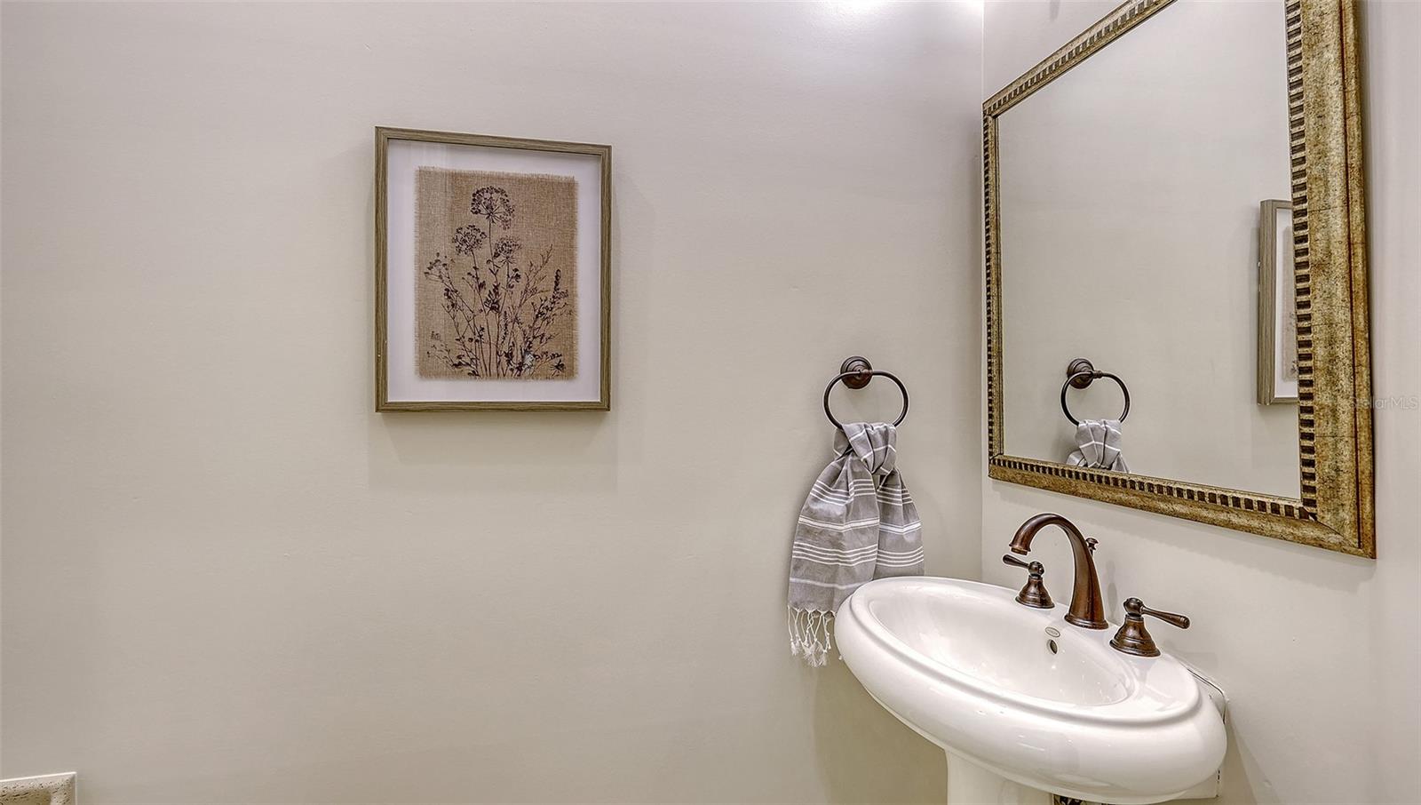 RESIDENCES AT UNIVERSITY GROVES - Residential