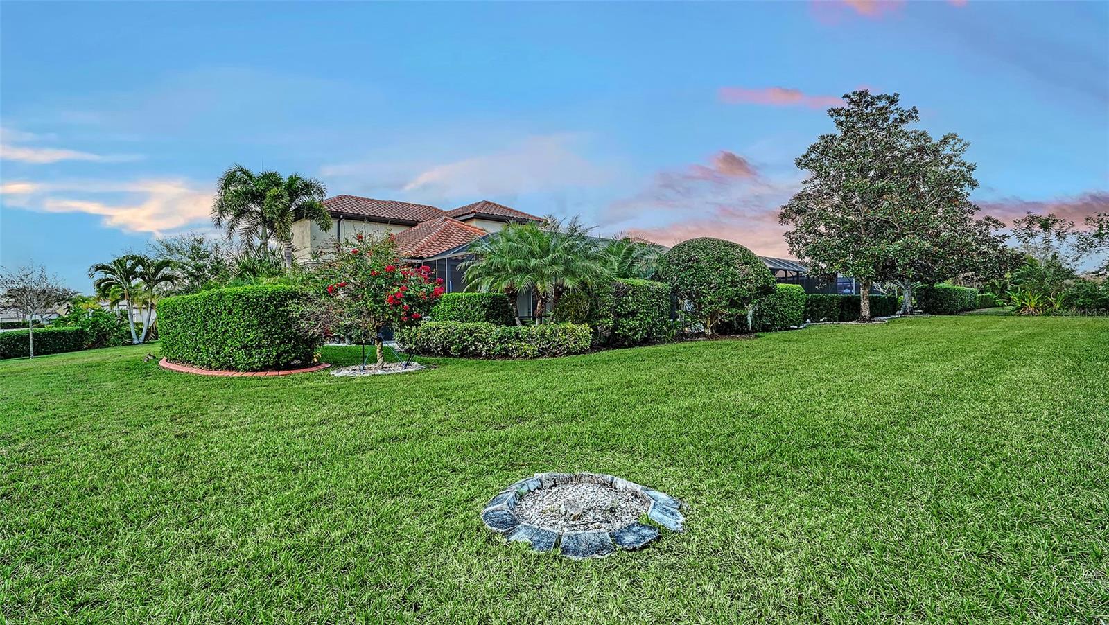 RESIDENCES AT UNIVERSITY GROVES - Residential