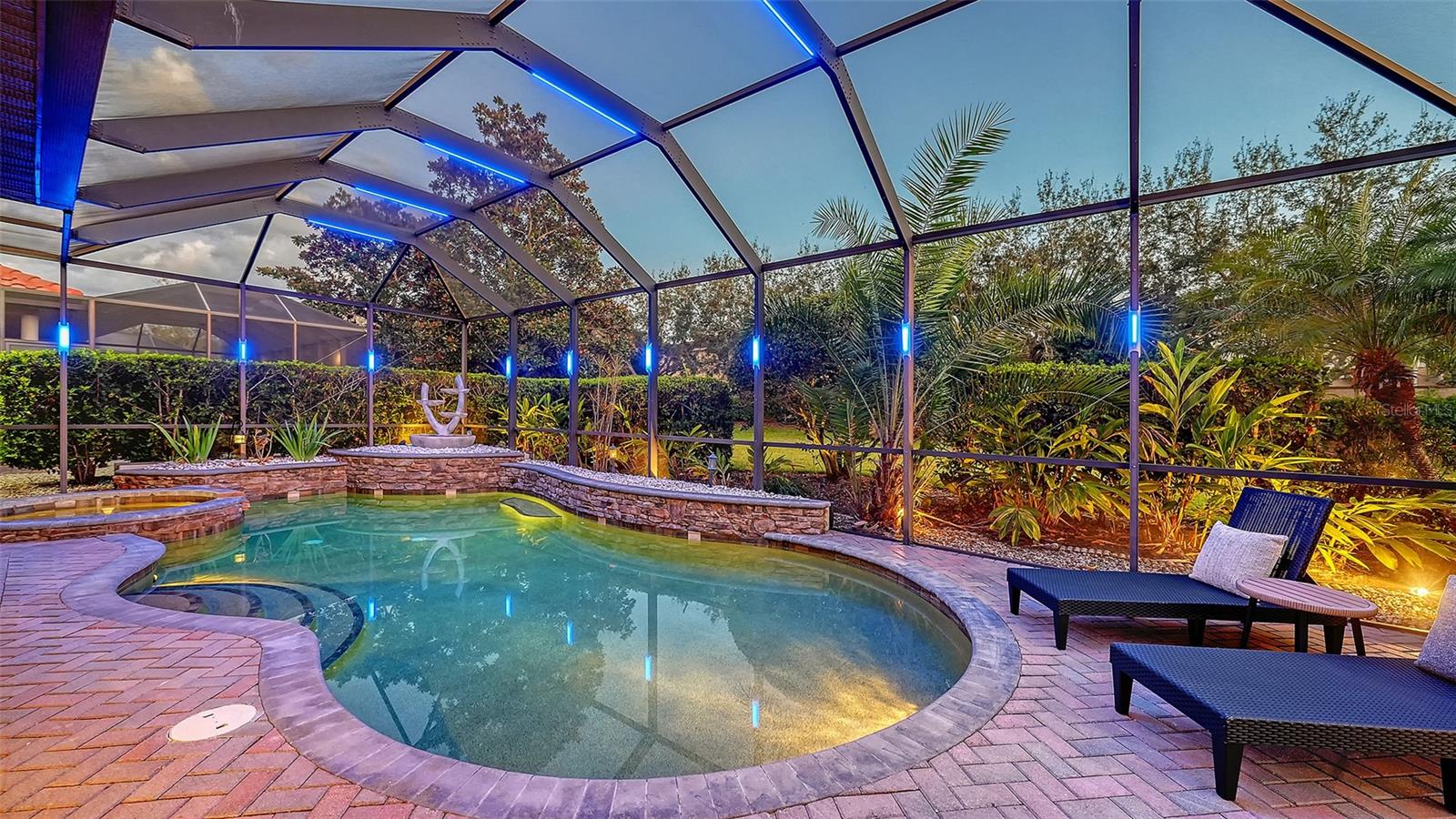 RESIDENCES AT UNIVERSITY GROVES - Residential