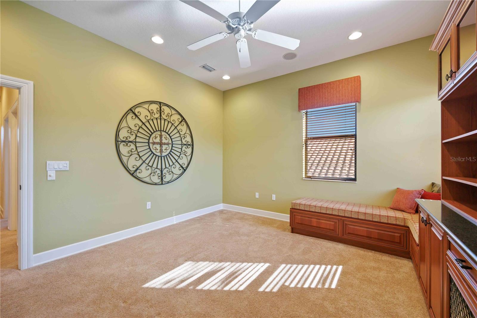 RESIDENCES AT UNIVERSITY GROVES - Residential