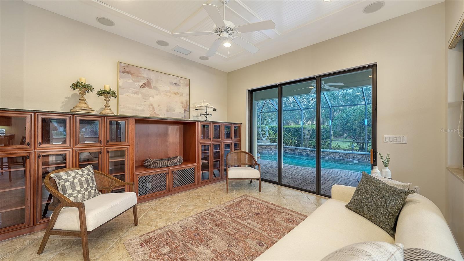 RESIDENCES AT UNIVERSITY GROVES - Residential