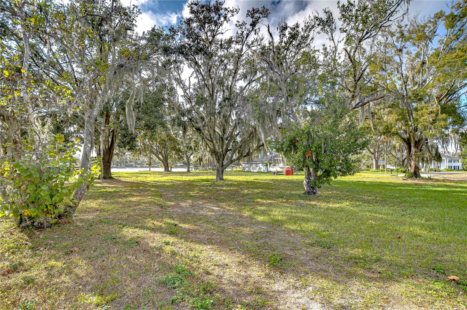 3207 LAKE PADGETT DRIVE