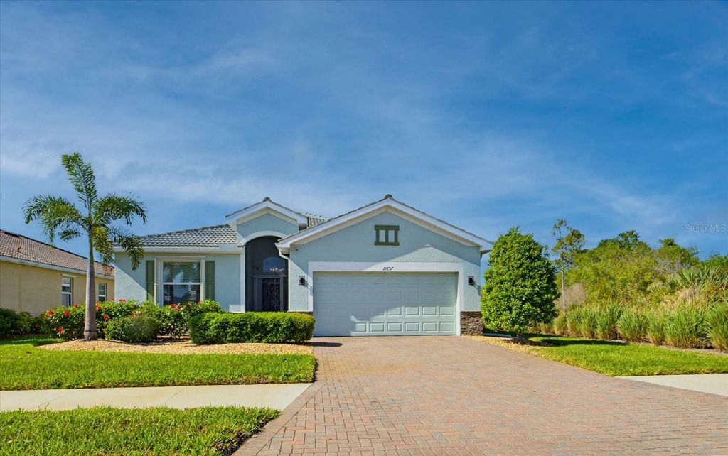Photo of 11697 Spotted Margay Avenue, Venice, FL 34292 (MLS # N6144162)