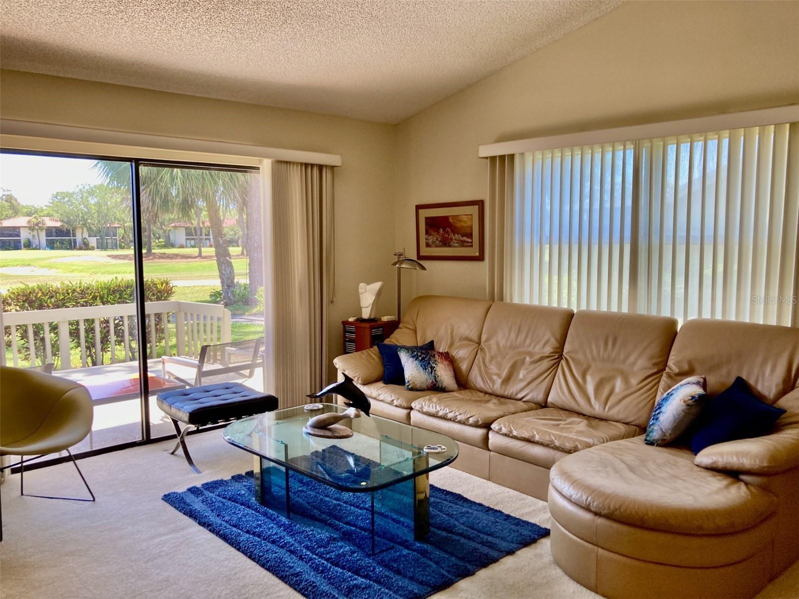 3407 AVENIDA MADERA A