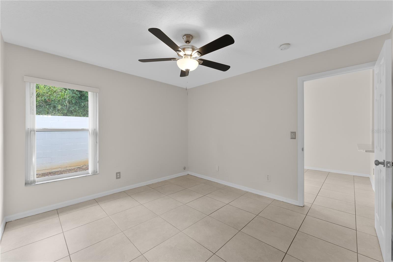 CLERMONT HILLSIDE VILLAS TWNHS - Residential Lease