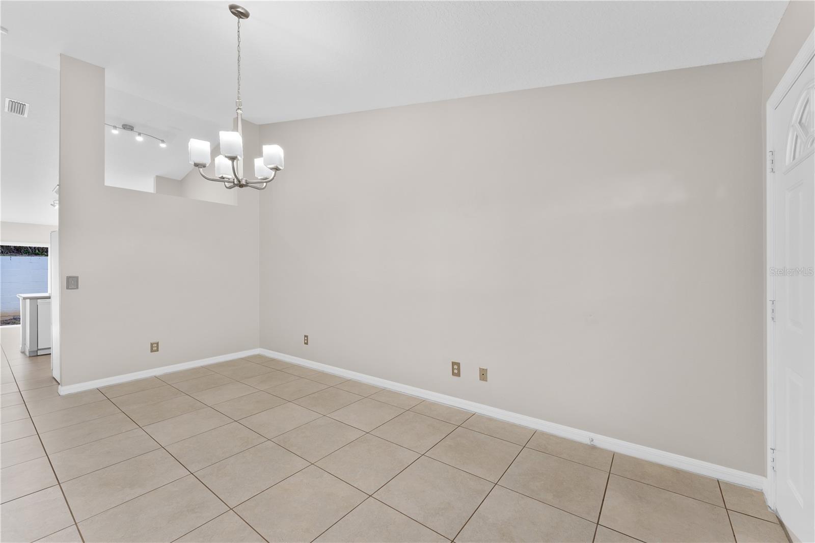 CLERMONT HILLSIDE VILLAS TWNHS - Residential Lease
