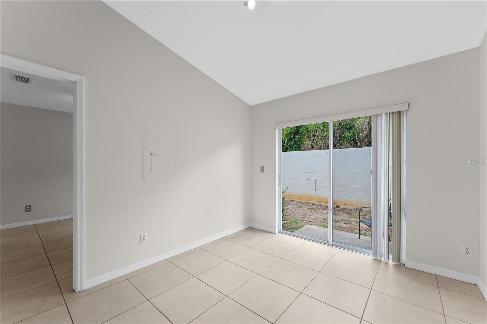 CLERMONT HILLSIDE VILLAS TWNHS - Residential Lease