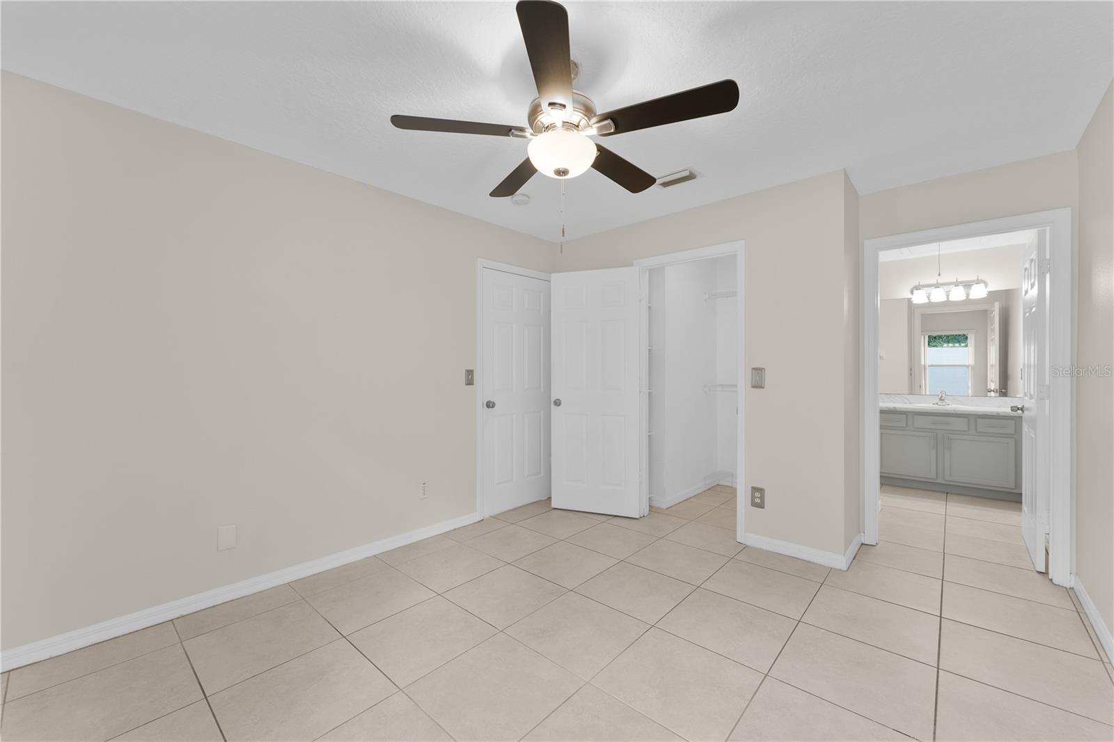 CLERMONT HILLSIDE VILLAS TWNHS - Residential Lease