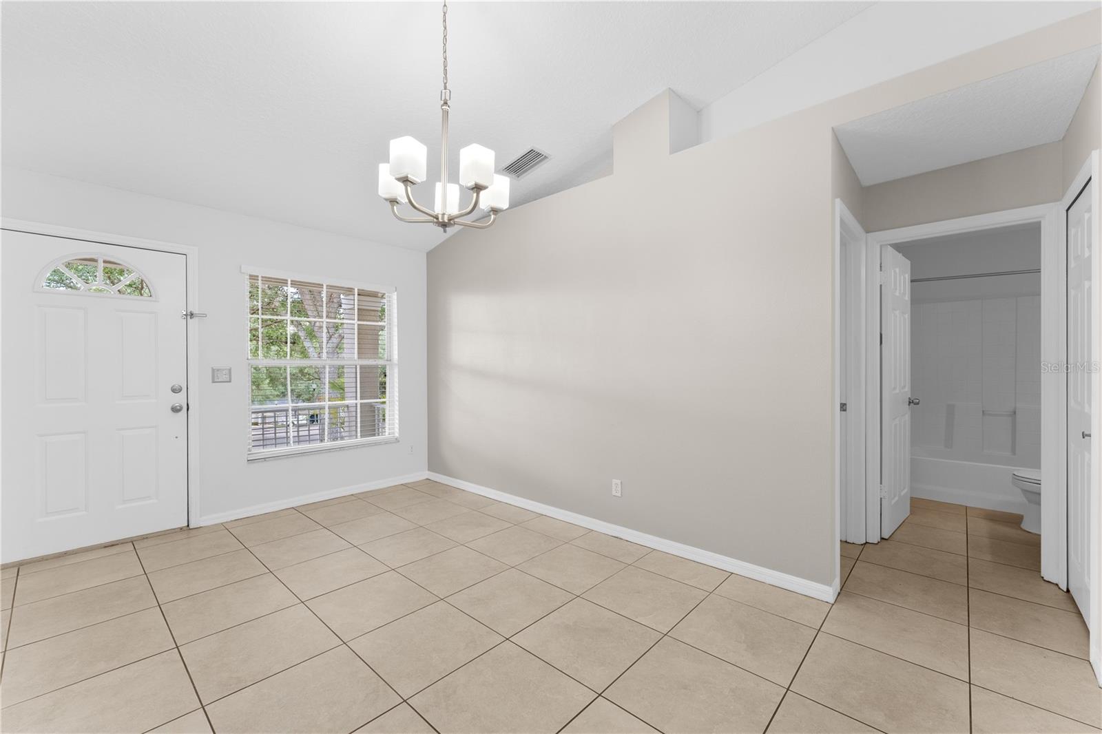 CLERMONT HILLSIDE VILLAS TWNHS - Residential Lease