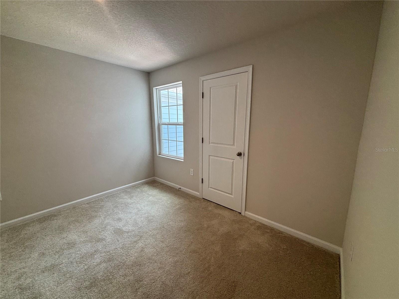 EDISON POINTE TOWNHOMES - Residential