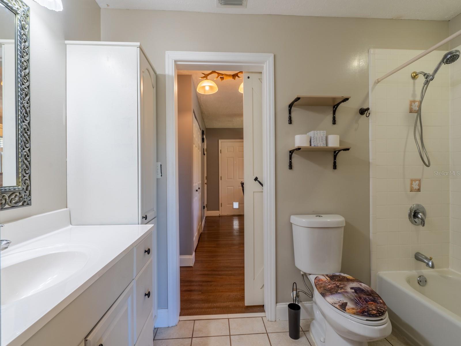 FRST LAKE - Residential