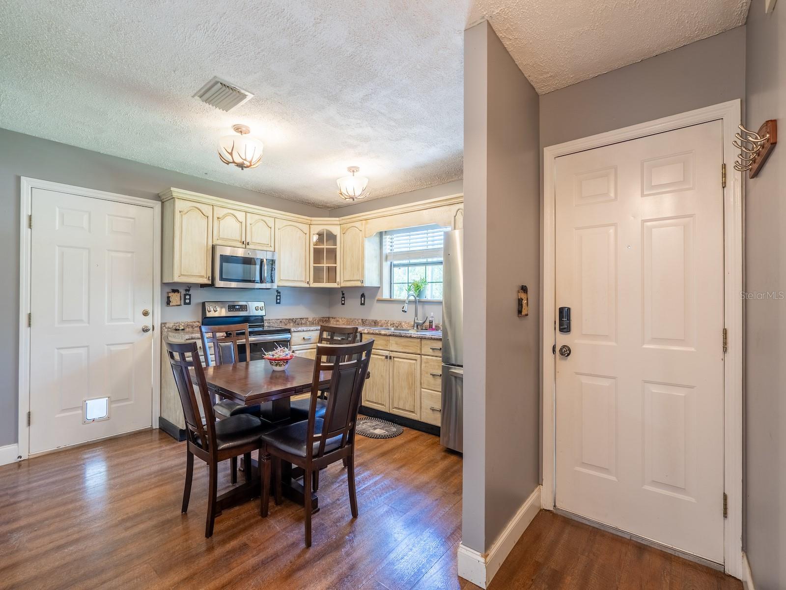 FRST LAKE - Residential