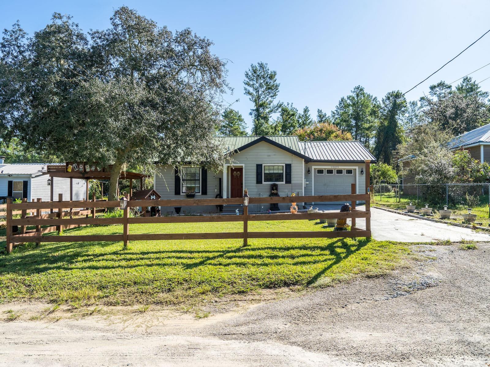 FRST LAKE - Residential