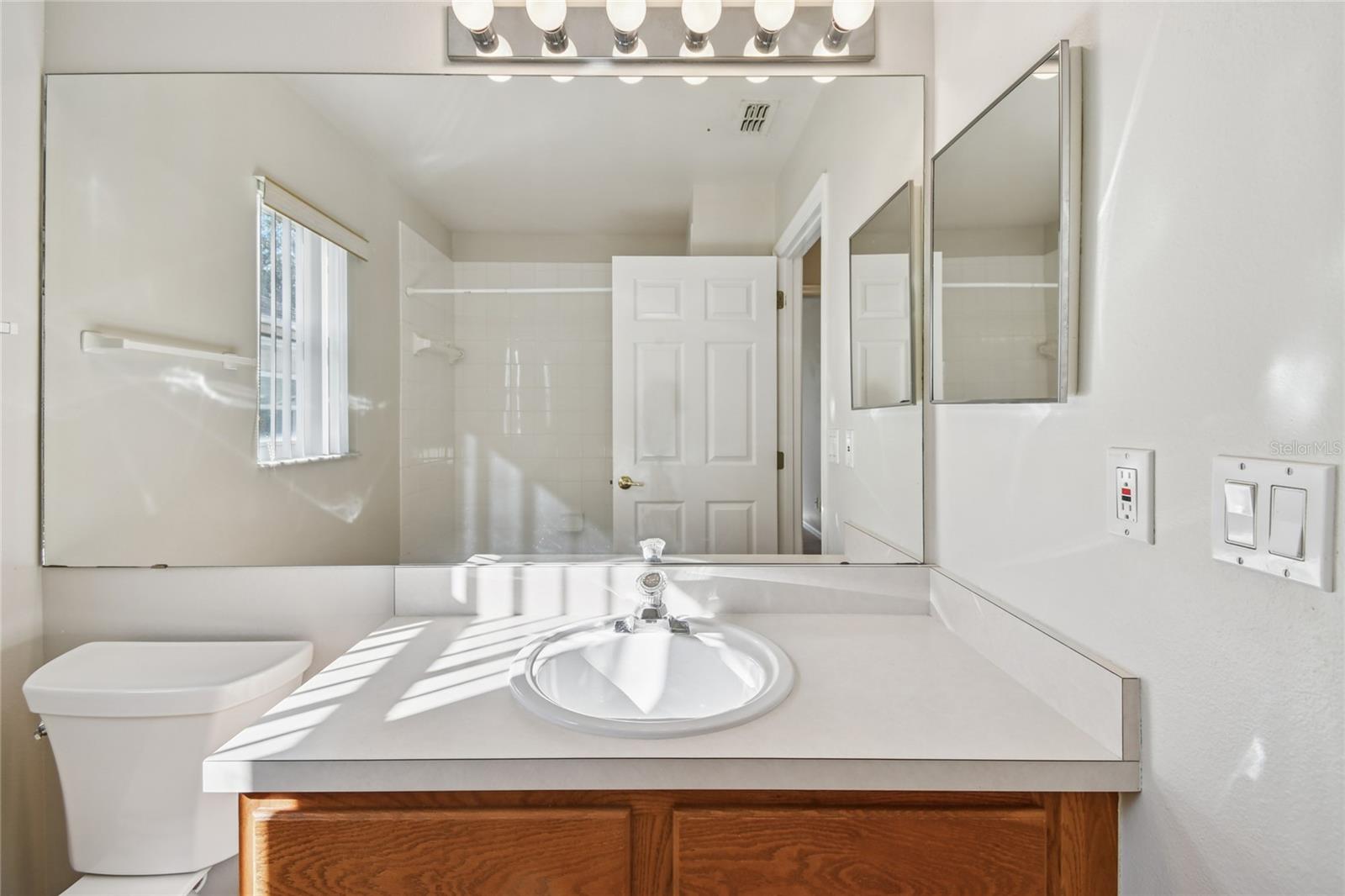 MANCHESTER AT KINGS RIDGE PH I - Residential