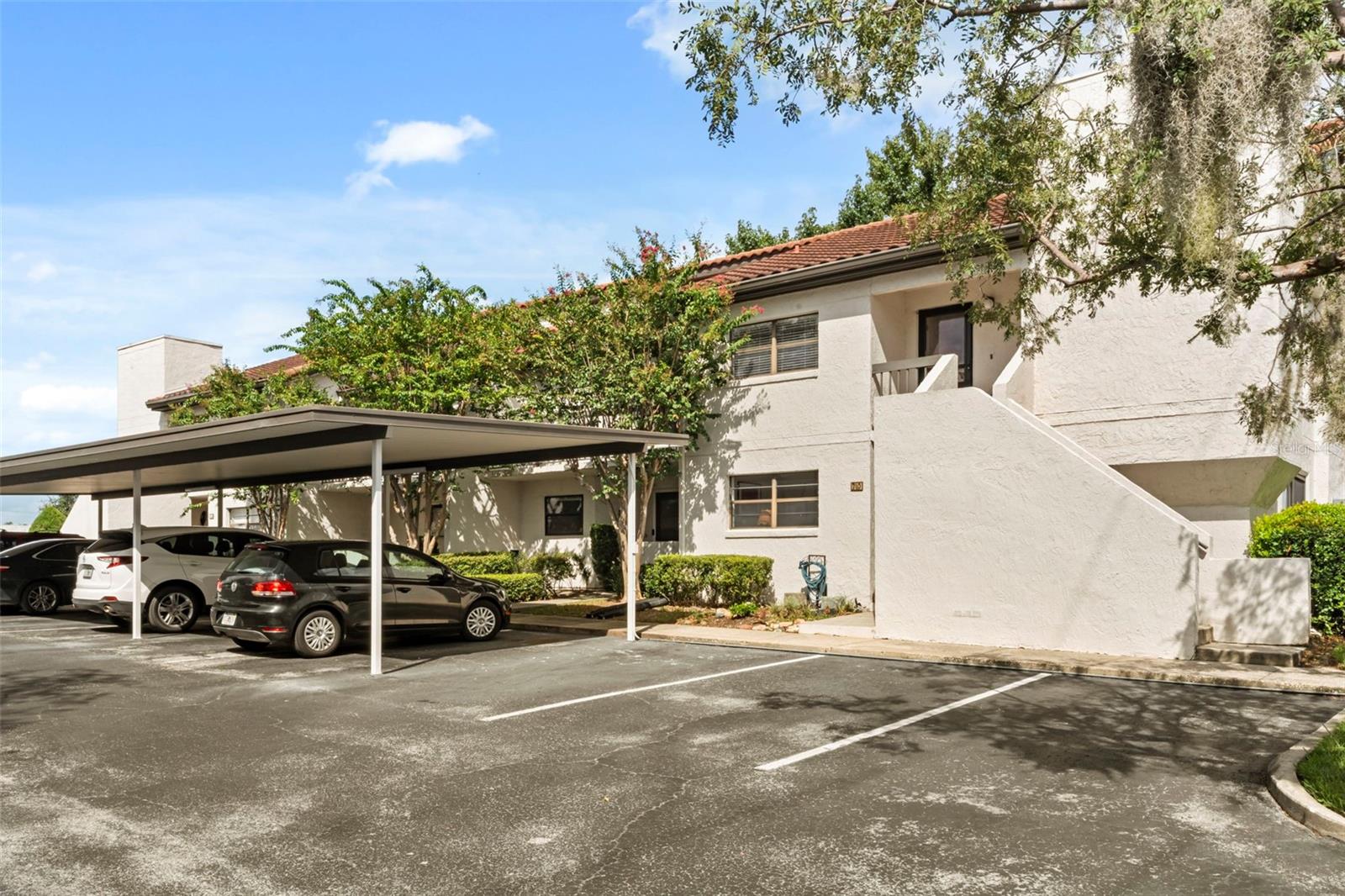 720 KILLARNEY BAY COURT 7-6