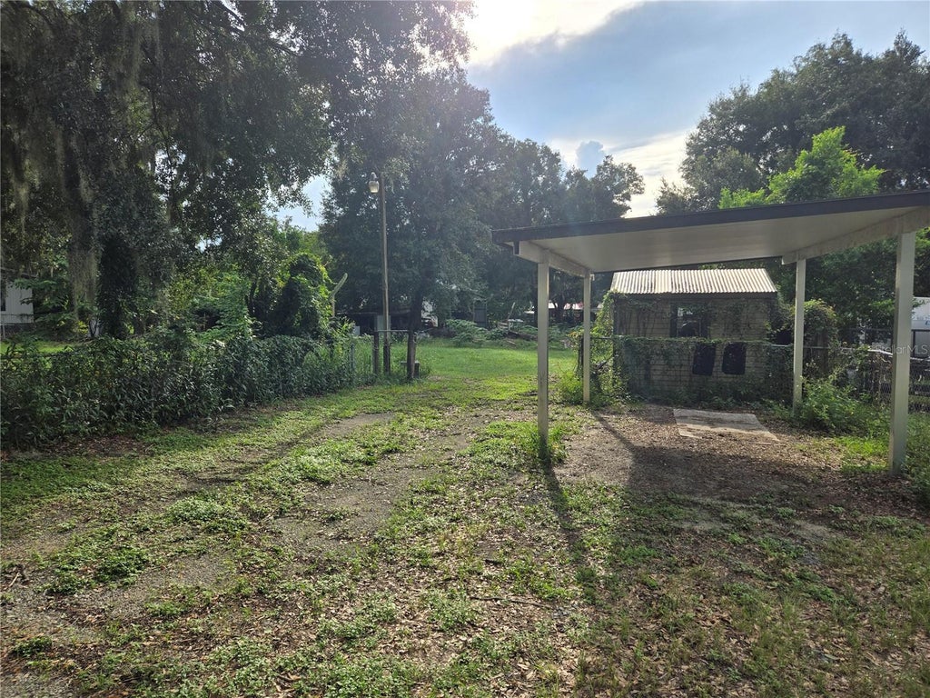 Photo of 10612 Skewlee Gardens Drive, Thonotosassa, FL 33592 (MLS # TB8552153)
