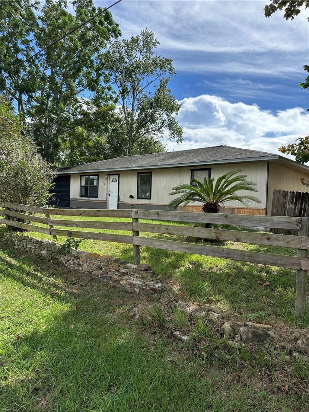 Photo of 5370 NW 3rd Street, Ocala, FL 34482 (MLS # G5103200)