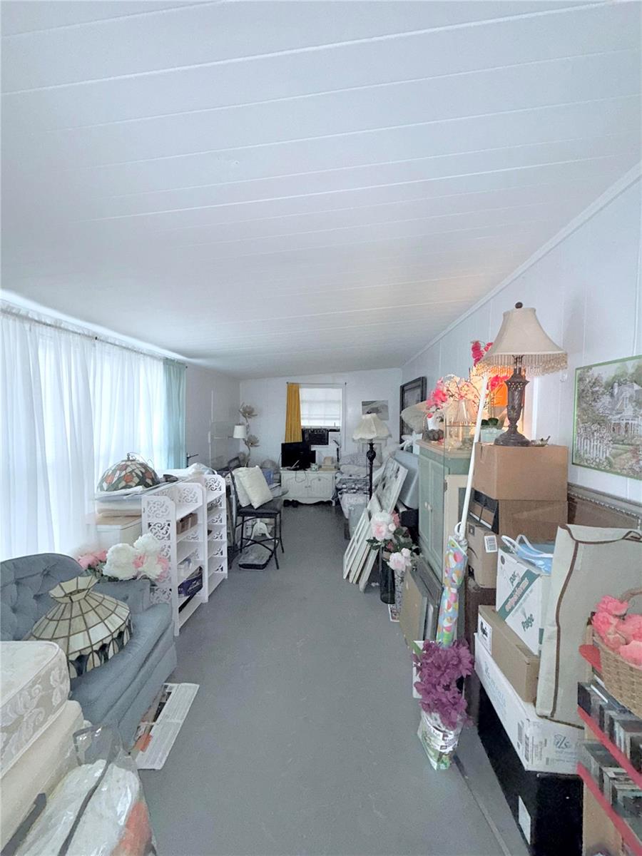 TAVARES MOBILE HOME ESTATES - Residential