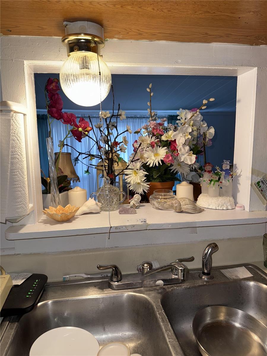 TAVARES MOBILE HOME ESTATES - Residential